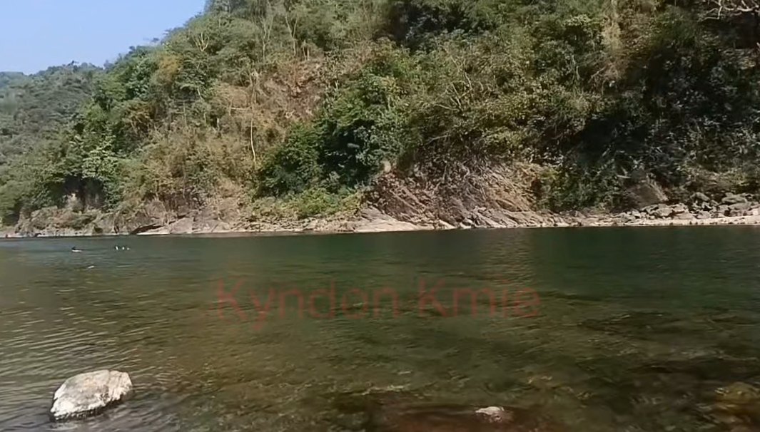 A journey back to my roots through the breathtaking Khasi Hills 🌿